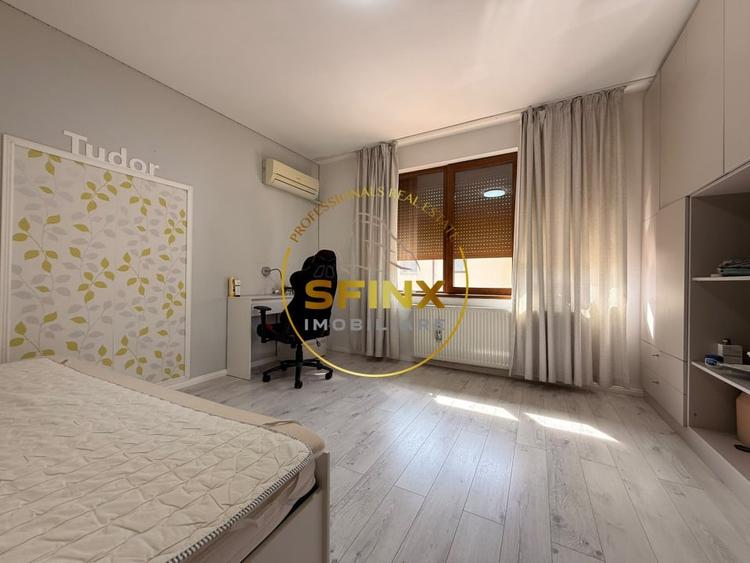 Casă cu 5 camere cu Piscina în Voluntari