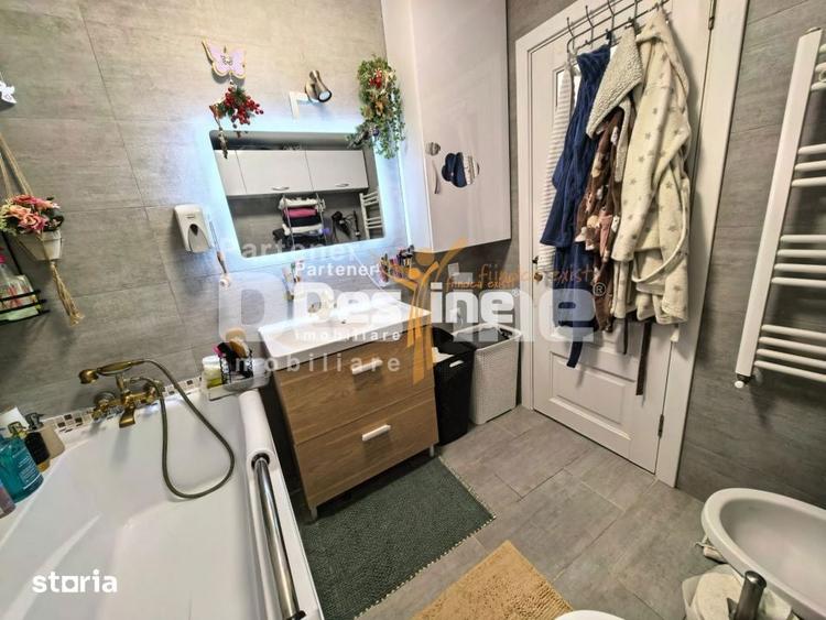 Apartament cu 2 camere decomandat în Rediu