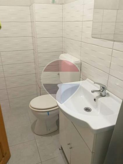 Apartament cu 2 camere decomandat în Sud