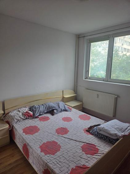 Apartament cu 2 camere decomandat în Drumul Taberei