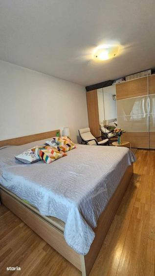 Apartament cu 3 camere decomandat, mobilat în Tineretului