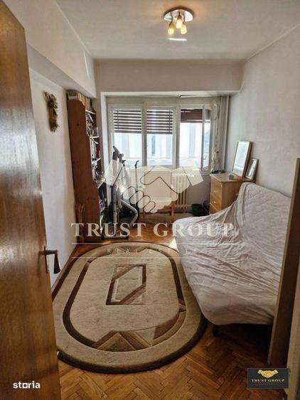 Apartament cu 3 camere decomandat în Domenii