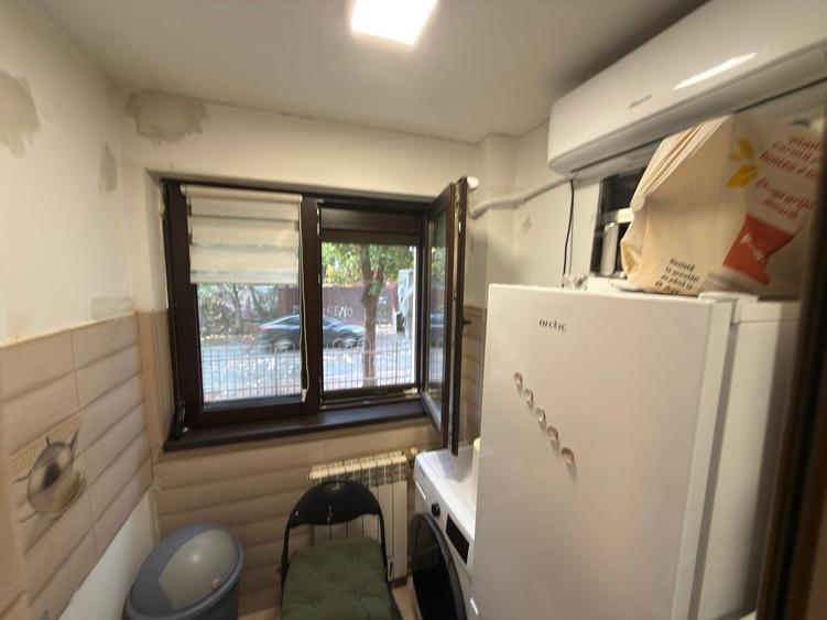 Apartament cu 1 camere semidecomandat în Ozana