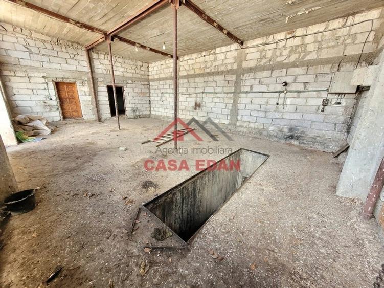 Casă cu 4 camere cu Teren 2284 Mp în Băicoi
