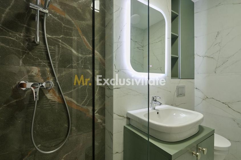 Apartament cu 3 camere decomandat, mobilat în Central
