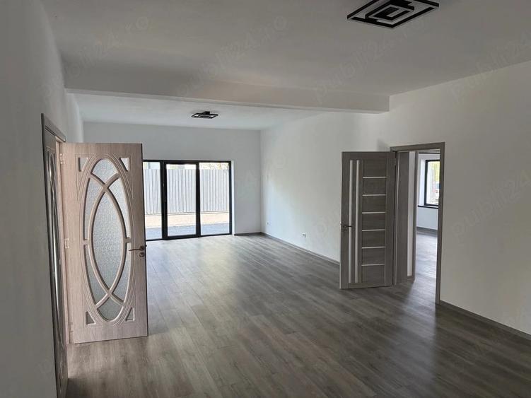 Casă cu Teren 480 Mp în Central