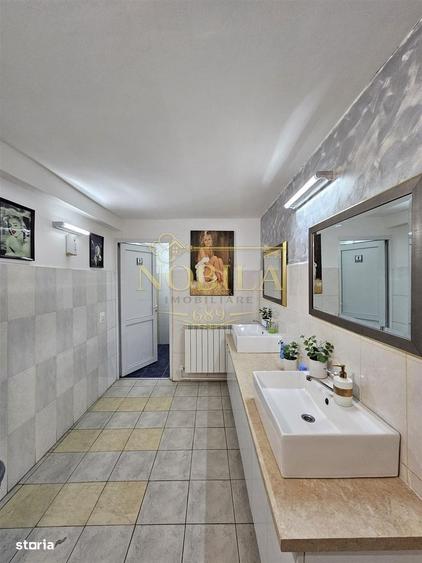Spațiu comercial, de 550 mp, în Central