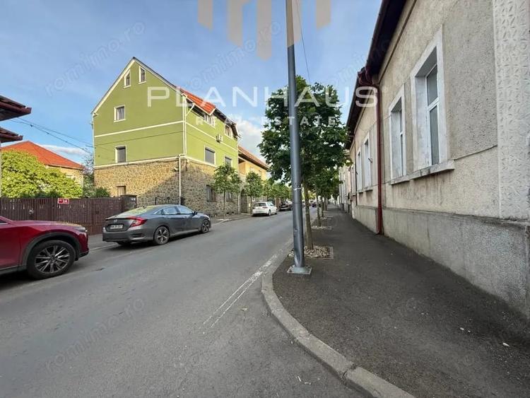 Casă cu 2 camere cu Teren 249 Mp în Ultracentral