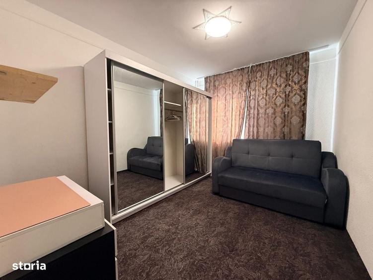 Apartament cu 3 camere decomandat în Tătărași