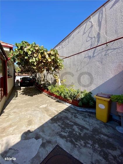 Casă cu 3 camere în Rogerius