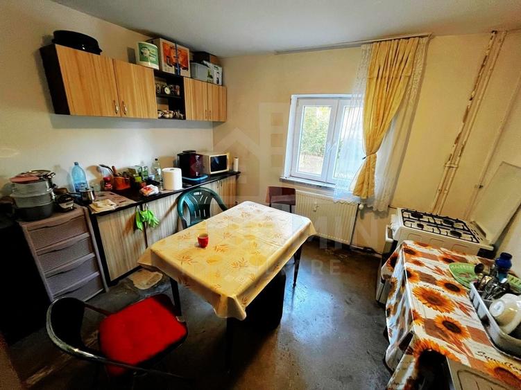 Apartament cu 2 camere decomandat, mobilat în Craiovița Nouă