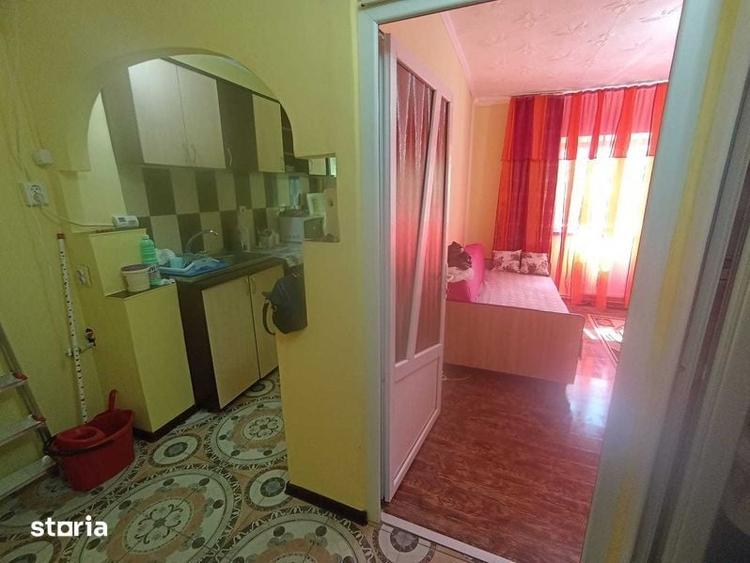 Garsonieră decomandată în Steaua