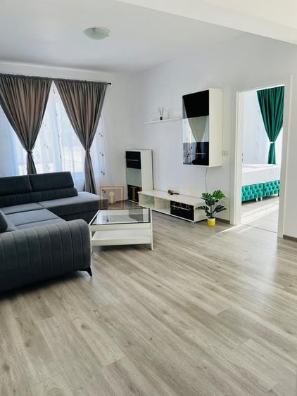 Apartament cu 2 camere semidecomandat, mobilat în Giroc