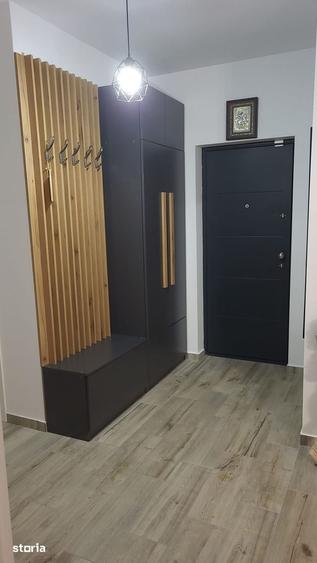 Casă cu 3 camere cu Teren 400 Mp în Săbăreni