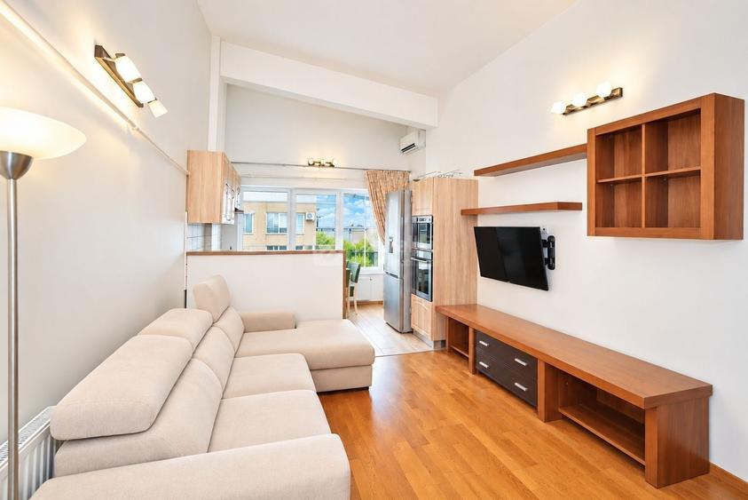 Apartament cu 3 camere decomandat, mobilat în Păcurari