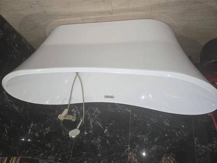 Casă cu Teren 630 Mp în Central