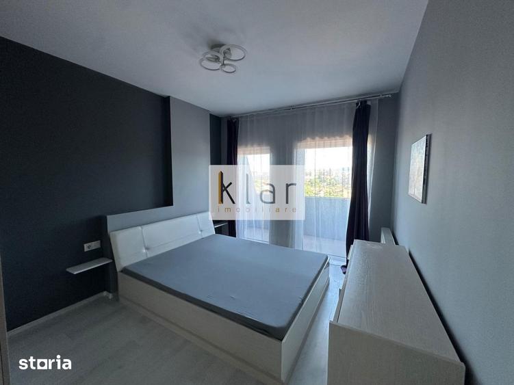 Apartament cu 3 camere semidecomandat, mobilat în Bulgaria