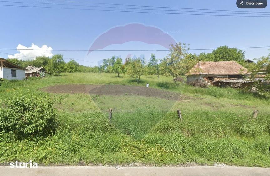 Teren de 1057 mp, în Tureni