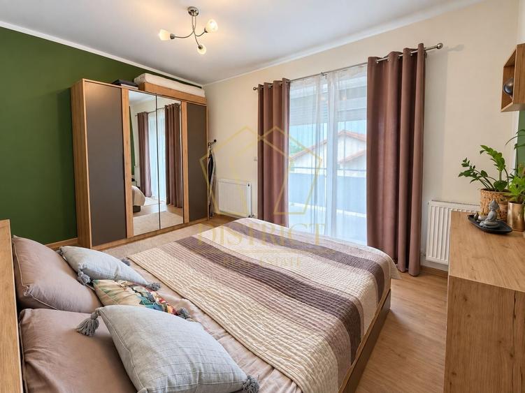 Apartament cu 3 camere semidecomandat, mobilat în Giroc