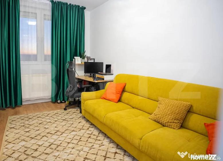 Apartament cu 4 camere decomandat în Central
