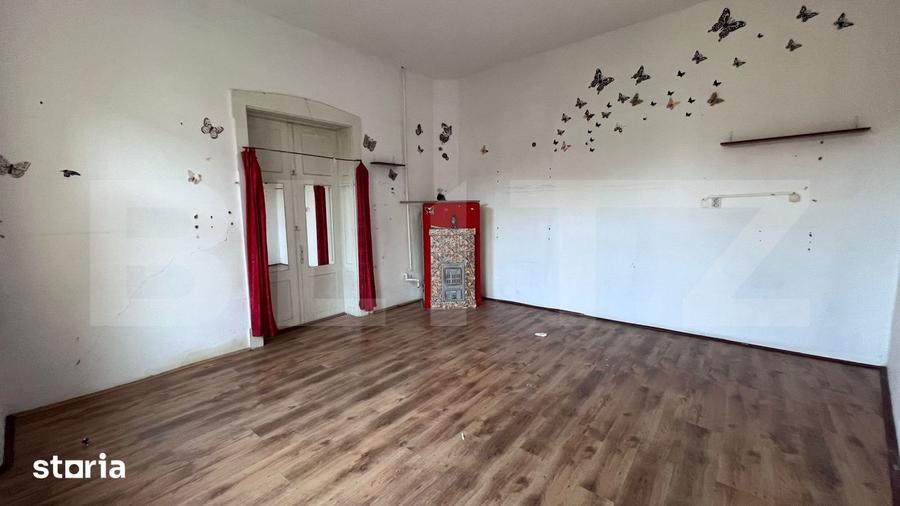Spațiu comercial, de 25 mp, în Central