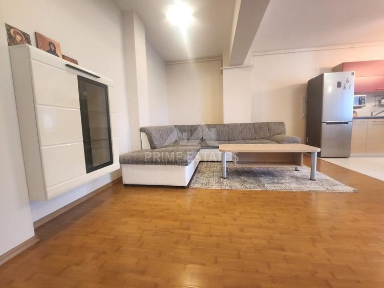 Apartament cu 3 camere decomandat, mobilat în Grozăvești