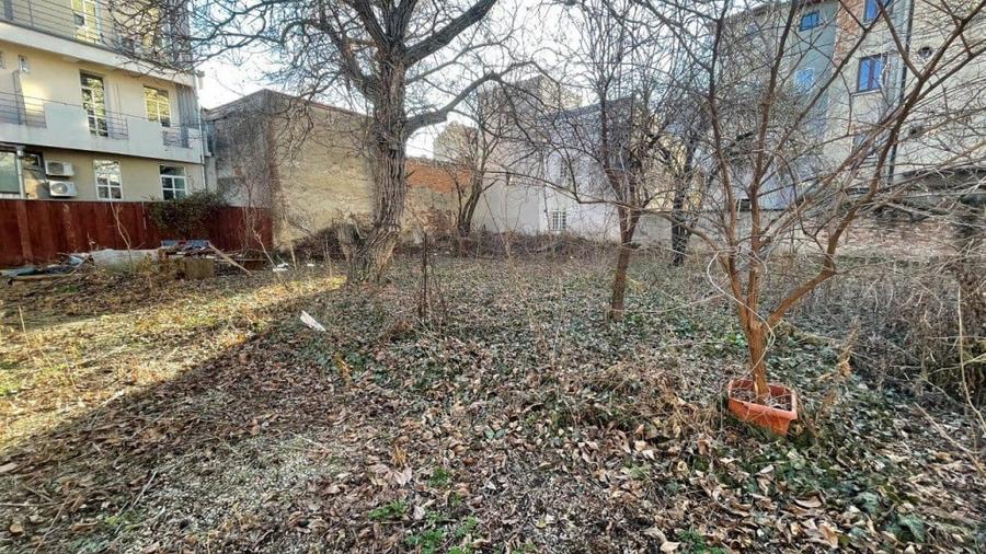 Teren de 1060 mp, în Polonă