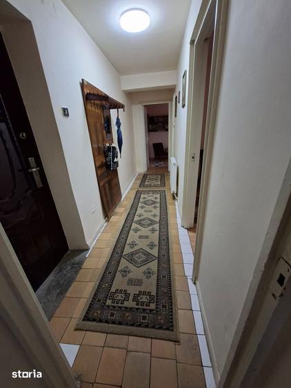 Apartament cu 2 camere decomandat în Dâmbu Pietros