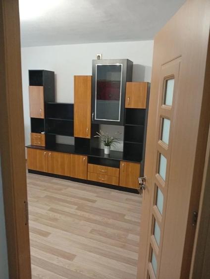 Garsonieră decomandată în Vitan