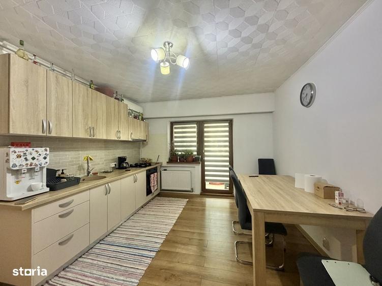 Apartament 2 camere, decomandat, mobilat/utilat, zona Soarelui - 1
