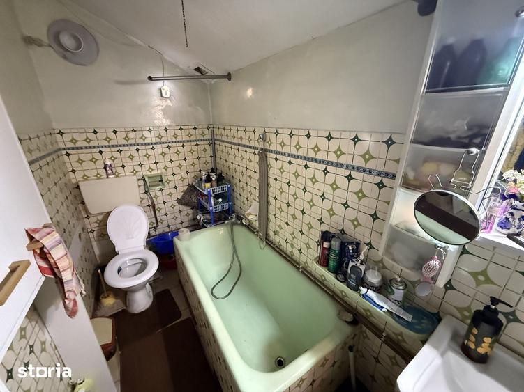 Casă cu 4 camere cu Teren 889 Mp în Cornu