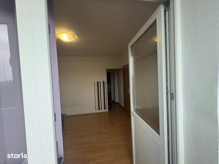 Apartament cu 2 camere decomandat în Triaj