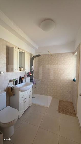 Apartament cu 3 camere în Girocului