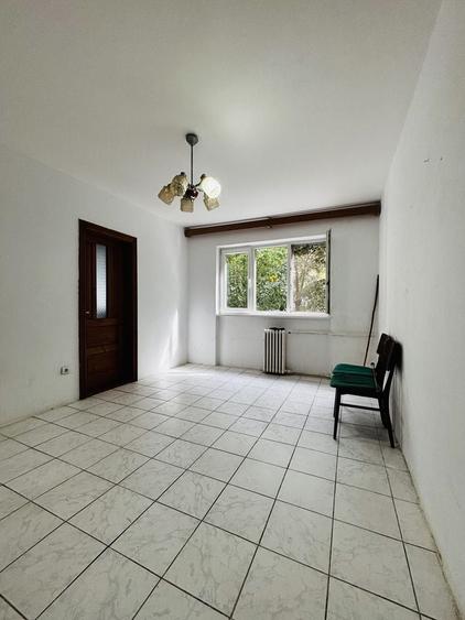 Apartament cu 2 camere semidecomandat în Nufărul