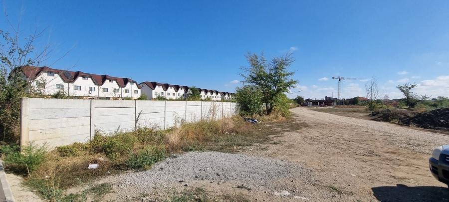 Teren Construcții intravilan de 8000 mp, în Nord-Vest