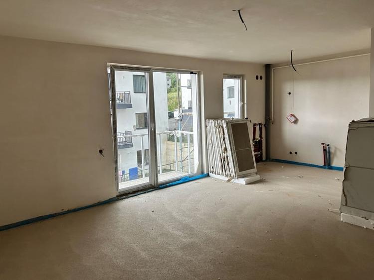 Apartament cu 2 camere semidecomandat în Florești — fotografia 1