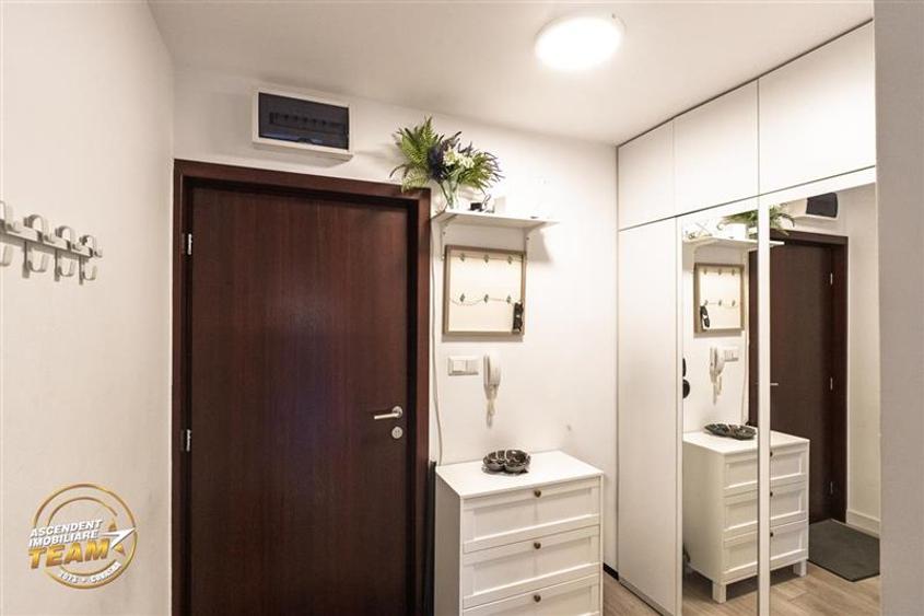 Apartament cu 2 camere decomandat, mobilat în Lenin