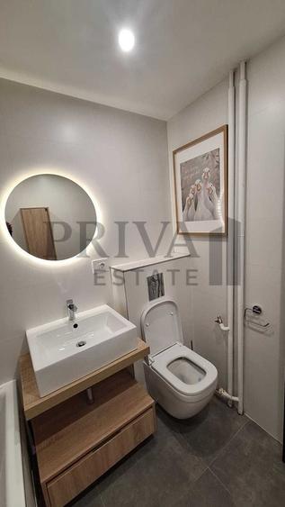 Apartament cu 3 camere, mobilat în Complex Studențesc