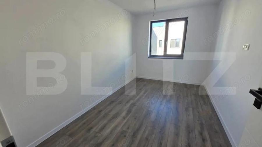 Casă cu 4 camere cu Teren 100 Mp în Central