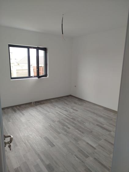 Casa 3 camere localitatea Lumina - 1