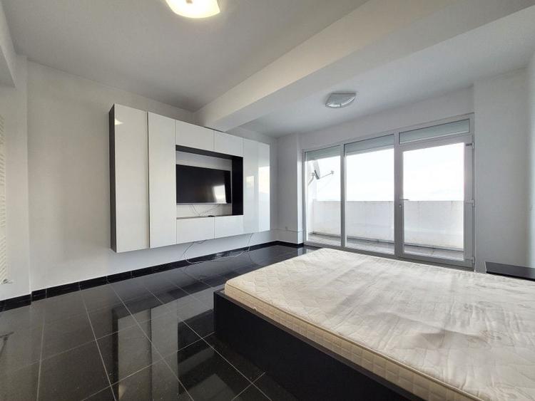 Apartament cu 3 camere decomandat, mobilat în Mihai Viteazul