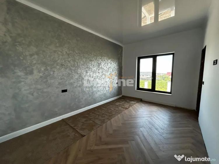 Casă cu 4 camere cu Teren 450 Mp în Breazu