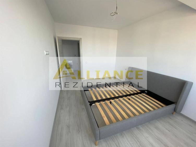 Apartament cu 3 camere decomandat în Berceni