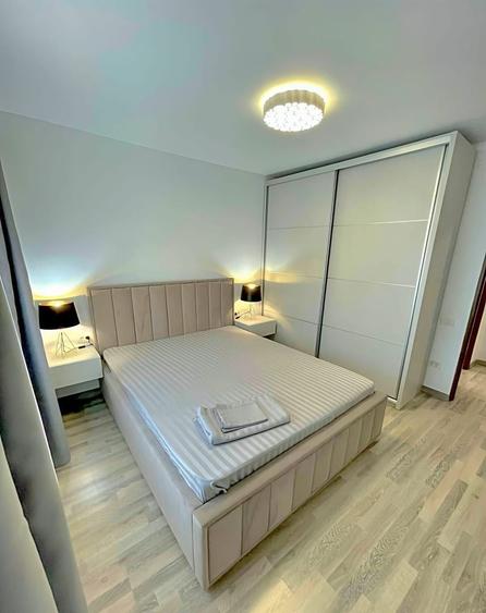 Apartament cu 2 camere decomandat, mobilat în Tomis III