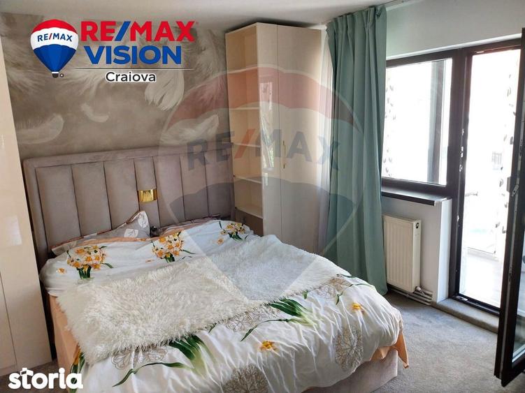 Apartament cu 3 camere decomandat, mobilat în Craiovița Nouă