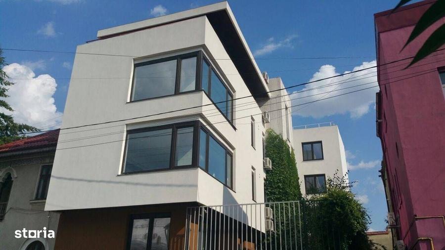 Spațiu comercial, de 56 mp, în Muncii