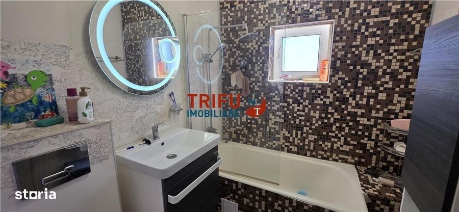 Apartament cu 3 camere decomandat în Cetate