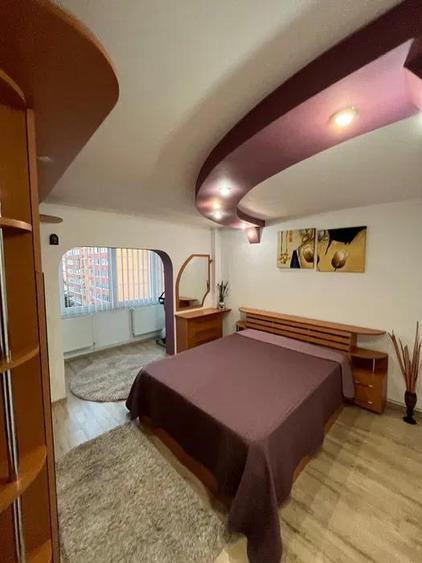 Apartament cu 3 camere decomandat, mobilat în Gării — fotografia 3