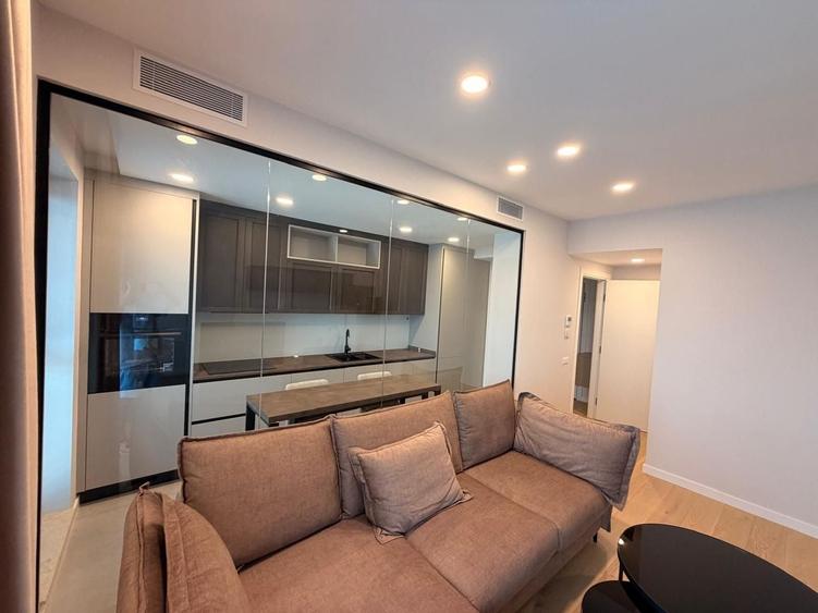 Apartament cu 2 camere decomandat, mobilat în Aviației