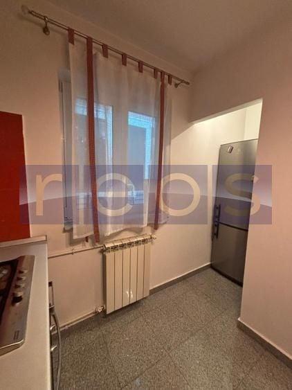 Apartament cu 3 camere decomandat, mobilat în Tineretului